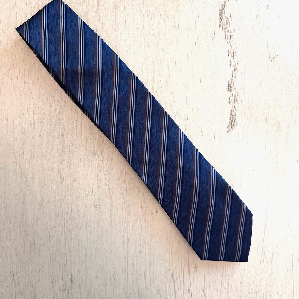BACHRACH Blue Brown White Stripe 100% Silk Made in Italy Neck Tie